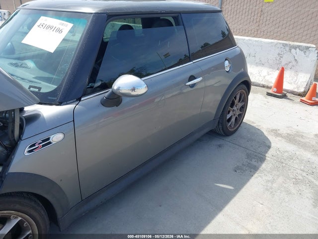 Продаж на аукціоні авто 2005 Mini Cooper S, vin: WMWRE33545TG98880, номер лоту: 45109106