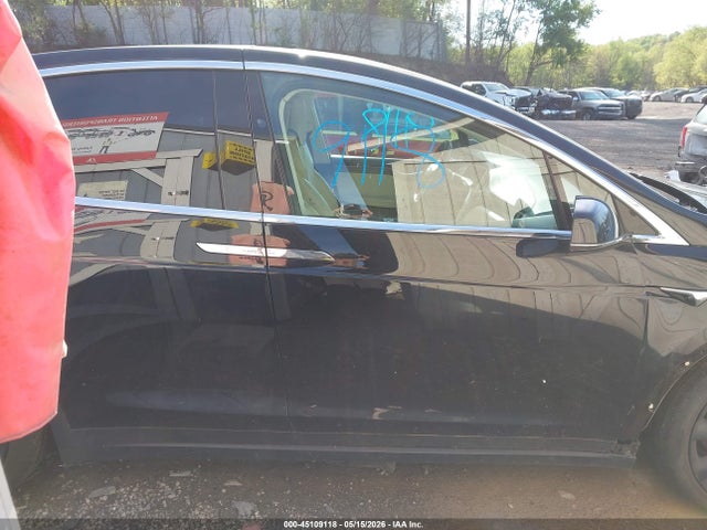 Tesla Model X 100d/75d/p100d 2018 5YJXCBE21JF089026 Image 13