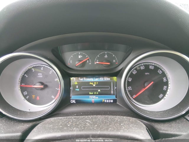 45109148 :رقم المزاد ، W04GV8SX4J1103257 vin ، 2018 Buick Regal Tourx Essence مزاد بيع