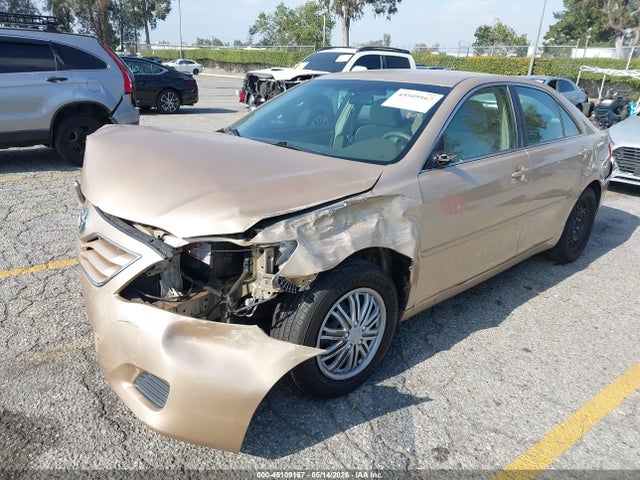 2010 Toyota Camry Le მანქანა იყიდება აუქციონზე, vin: 4T4BF3EK5AR029962, აუქციონის ნომერი: 45109167