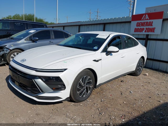 2026 Hyundai Sonata Hybrid Blue მანქანა იყიდება აუქციონზე, vin: KMHL24JJ0TA160749, აუქციონის ნომერი: 45109172