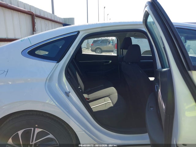 2026 Hyundai Sonata Hybrid Blue მანქანა იყიდება აუქციონზე, vin: KMHL24JJ0TA160749, აუქციონის ნომერი: 45109172