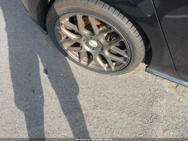 45109178 :رقم المزاد ، WVWWA7AU9KW197798 vin ، 2019 Volkswagen Golf R 2.0t W/dcc   Navigation مزاد بيع