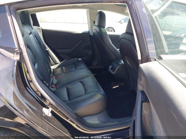 Продаж на аукціоні авто 2019 Tesla Model 3 Long Range/mid Range/standard Range/standard Range Plus, vin: 5YJ3E1EA8KF331032, номер лоту: 45109182
