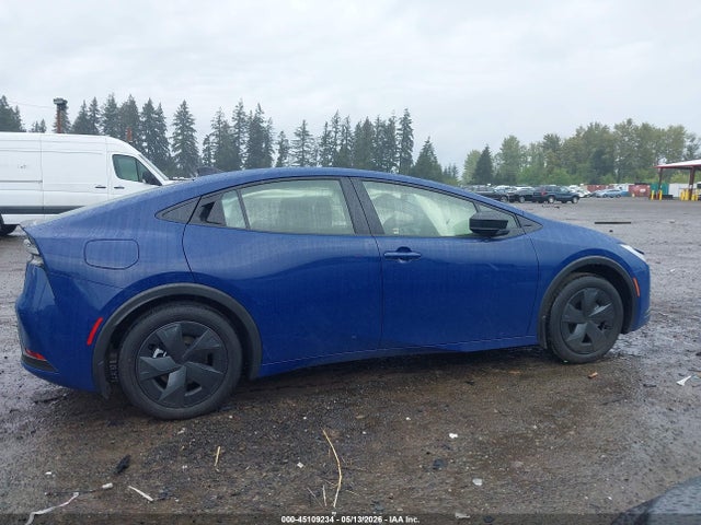 JTDACACU3T3074936 Toyota Prius Plug-in Hybrid Se