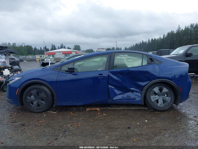 JTDACACU3T3074936 Toyota Prius Plug-in Hybrid Se