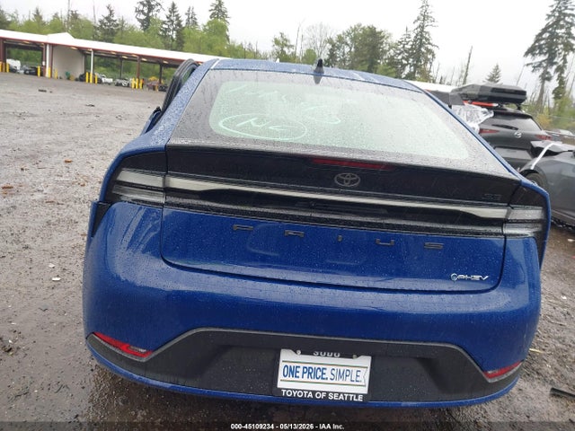 JTDACACU3T3074936 Toyota Prius Plug-in Hybrid Se