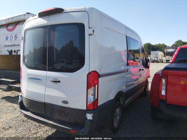 Продажа на аукционе авто 2022 Ford E-transit-350, vin: 1FTBW9CK9NKA13544, номер лота: 45109248