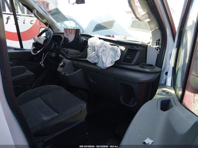Продажа на аукционе авто 2022 Ford E-transit-350, vin: 1FTBW9CK9NKA13544, номер лота: 45109248