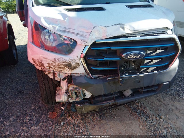 Продажа на аукционе авто 2022 Ford E-transit-350, vin: 1FTBW9CK9NKA13544, номер лота: 45109248