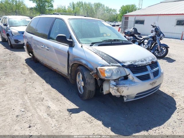 Auction sale of the 2007 Dodge Grand Caravan Sxt, vin: 2D4GP44L77R105742, lot number: 45109274