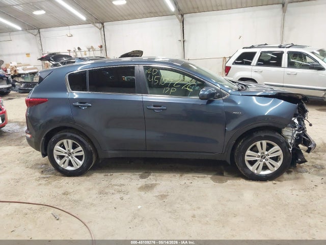 Продажа на аукционе авто 2017 Kia Sportage Lx, vin: KNDPMCAC7H7156794, номер лота: 45109276