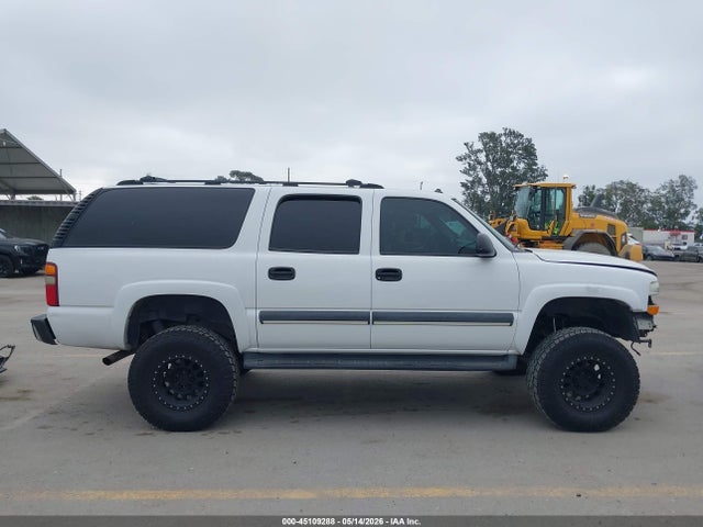 2003 Chevrolet Suburban 1500 Ls მანქანა იყიდება აუქციონზე, vin: 3GNEC16T03G245179, აუქციონის ნომერი: 45109288