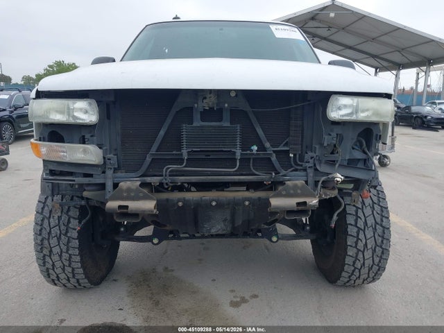 2003 Chevrolet Suburban 1500 Ls მანქანა იყიდება აუქციონზე, vin: 3GNEC16T03G245179, აუქციონის ნომერი: 45109288