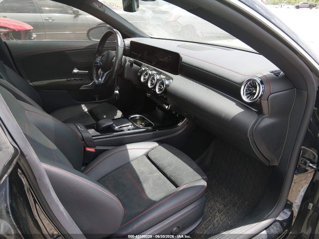 W1K5J4HB3PN374735 Mercedes-Benz Cla 250 Coupe 4matic