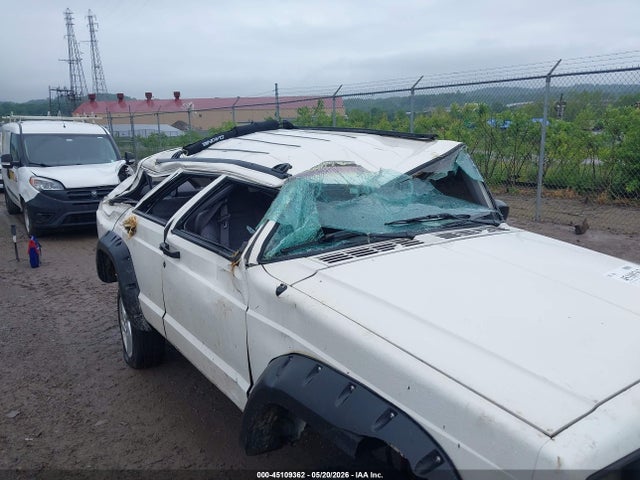 45109362 :رقم المزاد ، 1J4FJ68S9WL129033 vin ، 1998 Jeep Cherokee Classic/limited/sport مزاد بيع