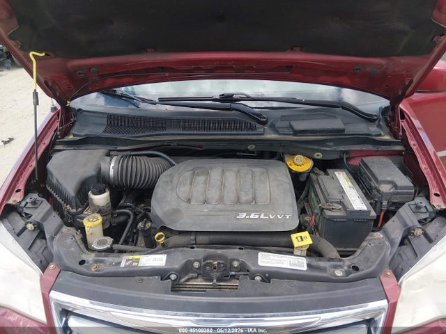 Продажа на аукционе авто 2014 Chrysler Town & Country Touring, vin: 2C4RC1BG8ER216173, номер лота: 45109380