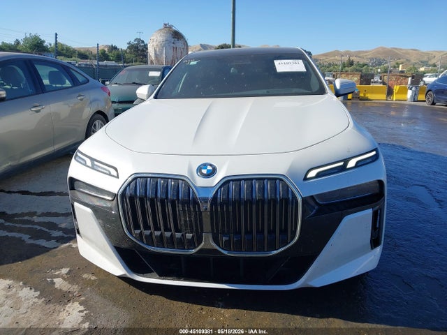 BMW 750e Xdrive 2025 WBA43EH01SCV37923 Image 12