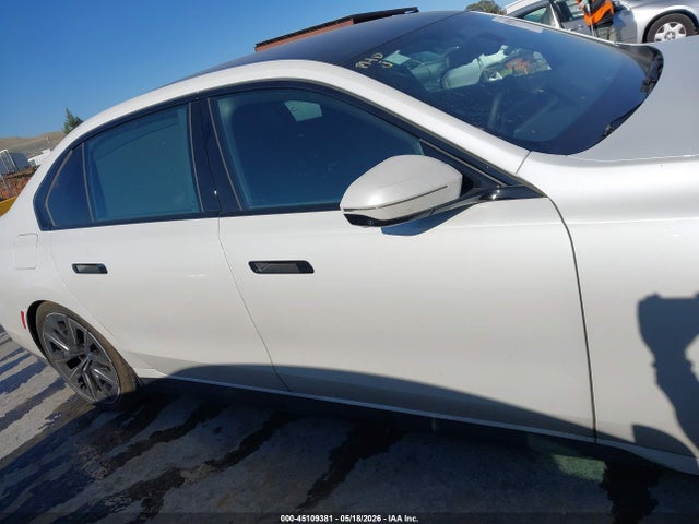 BMW 750e Xdrive 2025 WBA43EH01SCV37923 Image 13