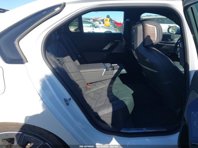 BMW 750e Xdrive 2025 WBA43EH01SCV37923 Image 8