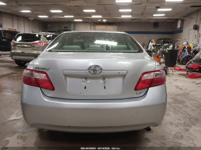 45109383 :رقم المزاد ، 4T1BE46KX7U158788 vin ، 2007 Toyota Camry Le مزاد بيع