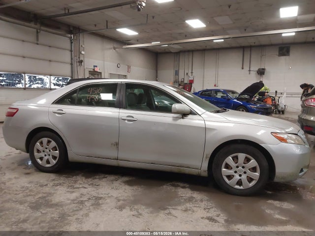 45109383 :رقم المزاد ، 4T1BE46KX7U158788 vin ، 2007 Toyota Camry Le مزاد بيع
