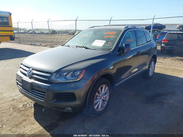 Aukcja sprzedaży 2014 Volkswagen Touareg 3.6l Sport, vin: WVGEF9BP6ED002981, numer aukcji: 45109397