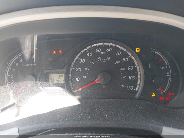 2014 Toyota Sienna Le V6 8 Passenger მანქანა იყიდება აუქციონზე, vin: 5TDKK3DC3ES407999, აუქციონის ნომერი: 45109403