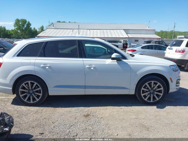 WA1LAAF70HD022924 Audi Q7 3.0t Premium