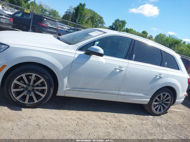 WA1LAAF70HD022924 Audi Q7 3.0t Premium