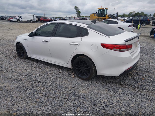 2018 Kia Optima S მანქანა იყიდება აუქციონზე, vin: 5XXGT4L30JG241107, აუქციონის ნომერი: 45109461
