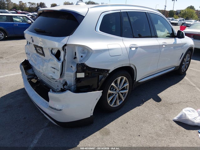 5UXTR9C57JLD89025 BMW X3 Xdrive30i