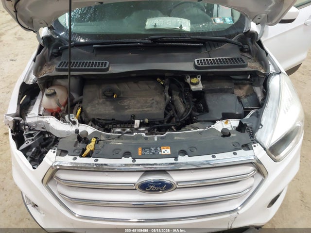 Продажа на аукционе авто 2018 Ford Escape Se, vin: 1FMCU9GD6JUB22222, номер лота: 45109495
