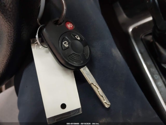 Продажа на аукционе авто 2018 Ford Escape Se, vin: 1FMCU9GD6JUB22222, номер лота: 45109495