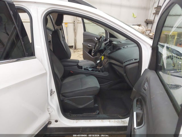 Продажа на аукционе авто 2018 Ford Escape Se, vin: 1FMCU9GD6JUB22222, номер лота: 45109495
