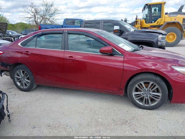 45109501 :رقم المزاد ، 4T1BF1FK3HU727686 vin ، 2017 Toyota Camry Se مزاد بيع