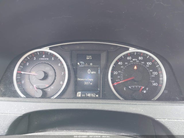 45109501 :رقم المزاد ، 4T1BF1FK3HU727686 vin ، 2017 Toyota Camry Se مزاد بيع