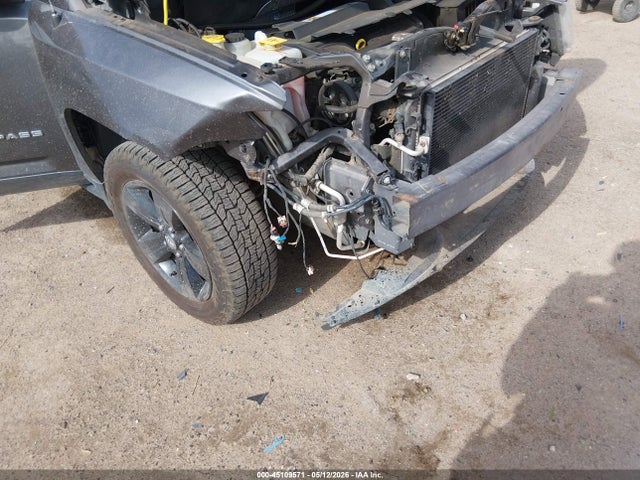 45109571 :رقم المزاد ، 1C4NJDEB4GD585771 vin ، 2016 Jeep Compass Latitude مزاد بيع