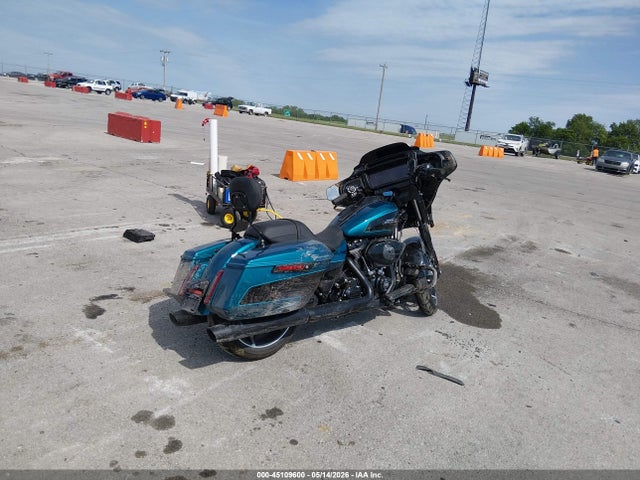 Harley-Davidson FLHX 2026 1HD1KB716TB602370 Image 4