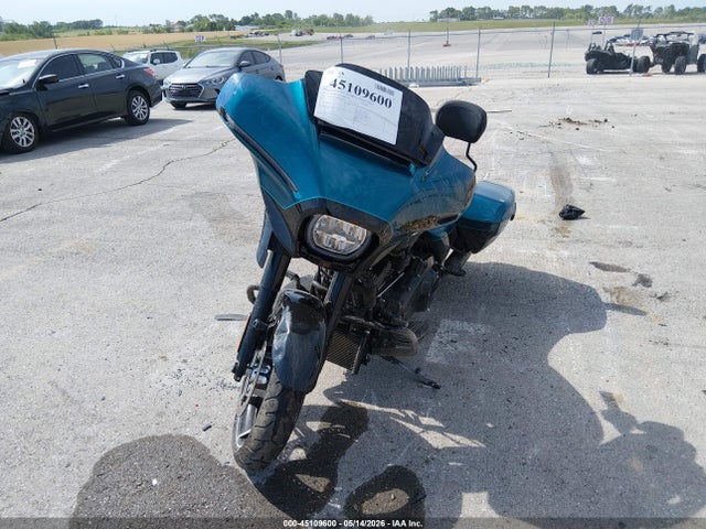 Harley-Davidson FLHX 2026 1HD1KB716TB602370 Image 5