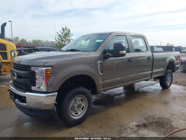 45109630 :رقم المزاد ، 1FT8W3B67KEF04281 vin ، 2019 Ford F-350 Xl مزاد بيع