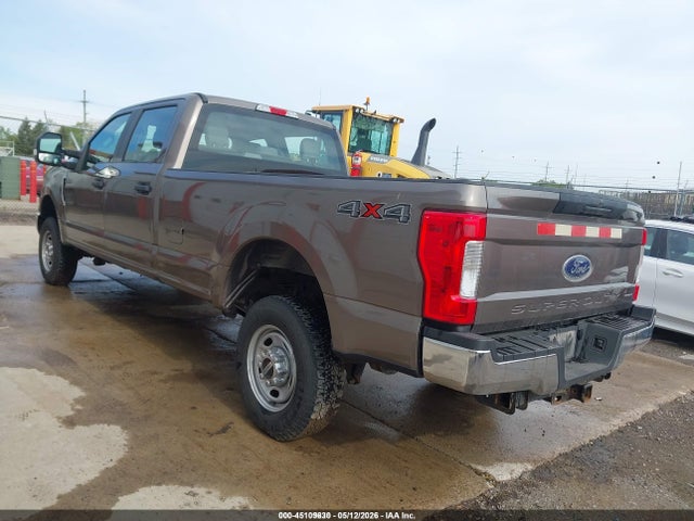 45109630 :رقم المزاد ، 1FT8W3B67KEF04281 vin ، 2019 Ford F-350 Xl مزاد بيع