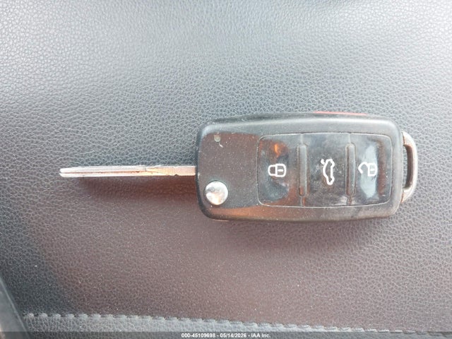 3VWJ07AT9GM632036 Volkswagen Beetle 1.8t Se