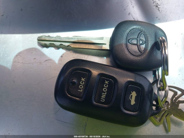 45109736 :رقم المزاد ، 4T1BE30K53U251473 vin ، 2003 Toyota Camry Xle مزاد بيع