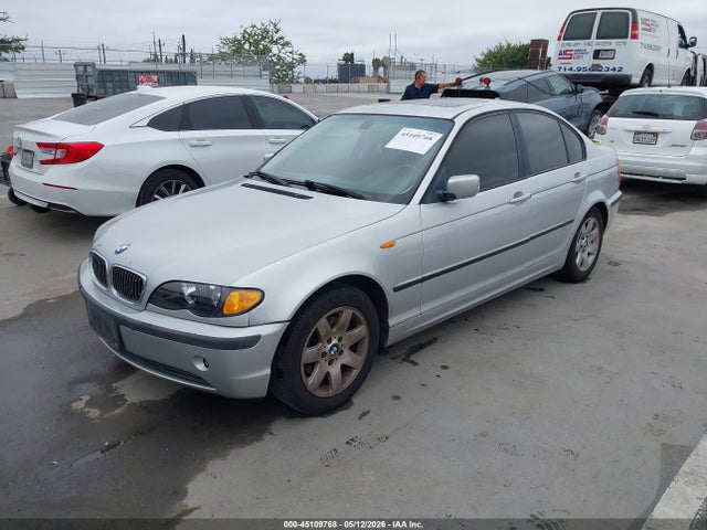 2004 Bmw 325i მანქანა იყიდება აუქციონზე, vin: WBAAZ33464KP87621, აუქციონის ნომერი: 45109768