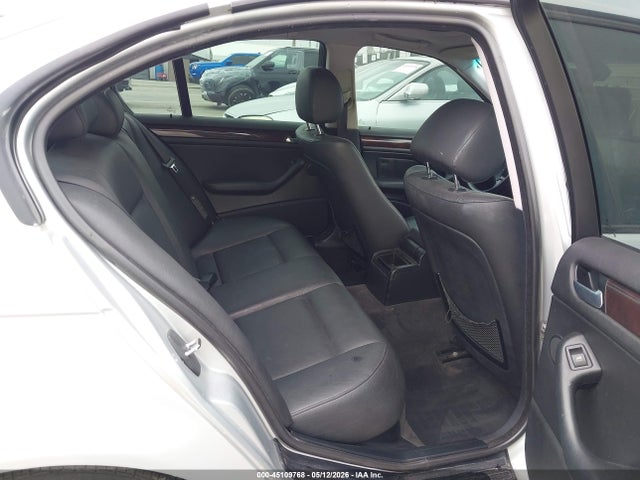 2004 Bmw 325i მანქანა იყიდება აუქციონზე, vin: WBAAZ33464KP87621, აუქციონის ნომერი: 45109768