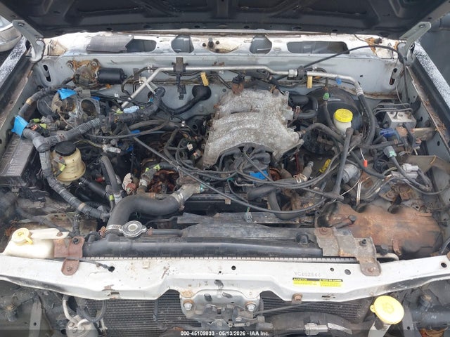 2000 Nissan Frontier Se-v6/xe-v6 მანქანა იყიდება აუქციონზე, vin: 1N6ED27YXYC402844, აუქციონის ნომერი: 45109833