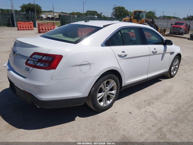1FAHP2H80GG122756 Ford TAURUS SEL