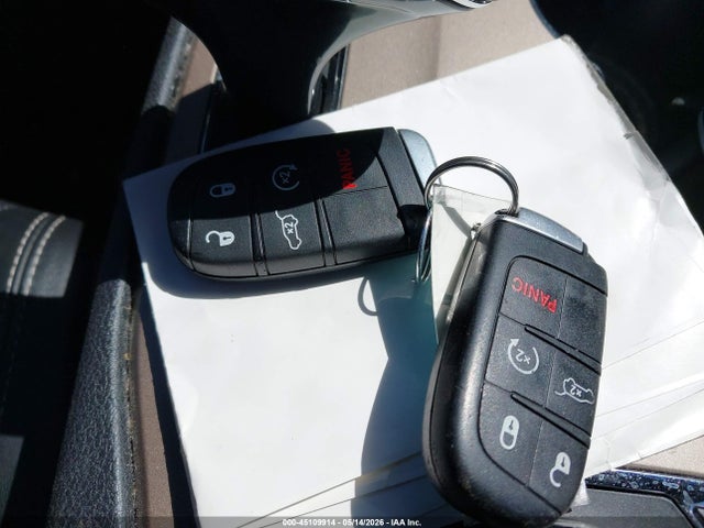 2015 Jeep Grand Cherokee Overland მანქანა იყიდება აუქციონზე, vin: 1C4RJFCT2FC637976, აუქციონის ნომერი: 45109914