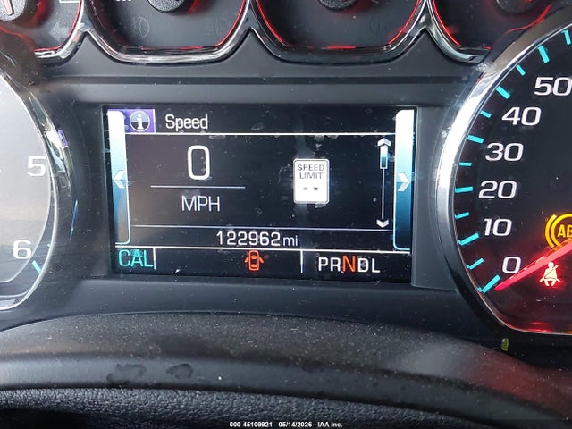 45109921 :رقم المزاد ، 1GNSCJKC5KR259134 vin ، 2019 Chevrolet Suburban Premier مزاد بيع